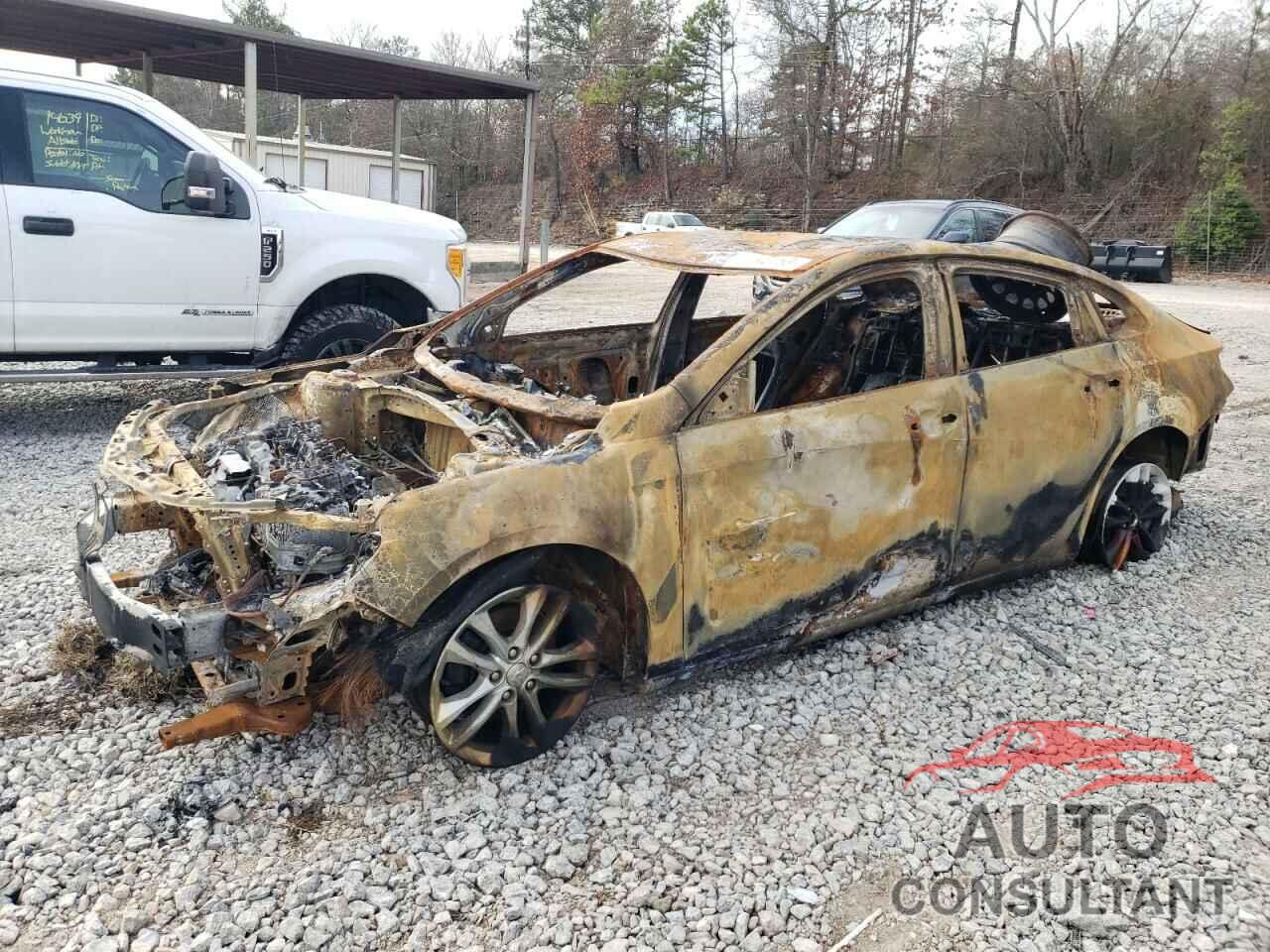 CHEVROLET MALIBU 2018 - 1G1ZD5ST8JF159338