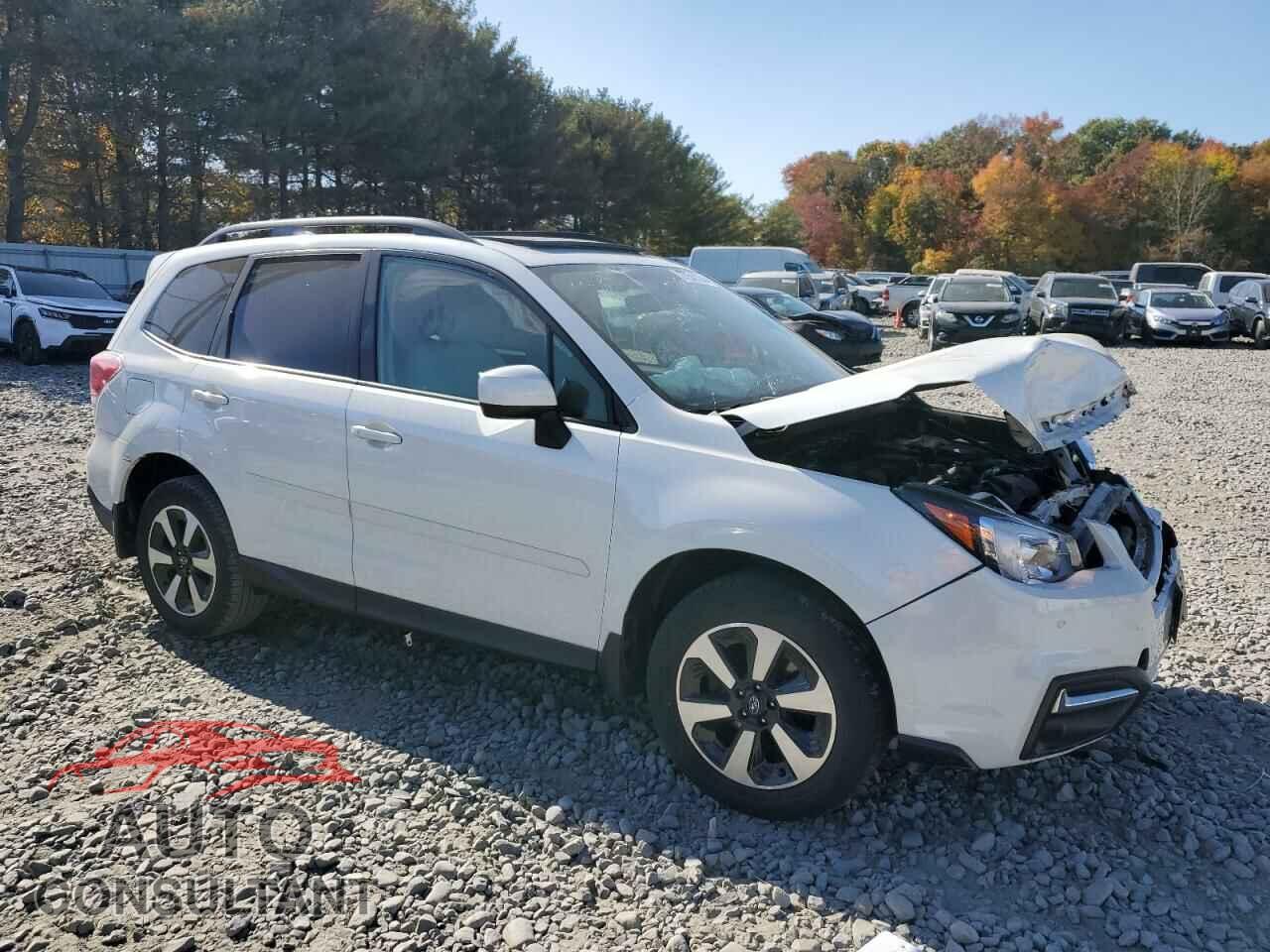 SUBARU FORESTER 2018 - JF2SJAGC0JH607225