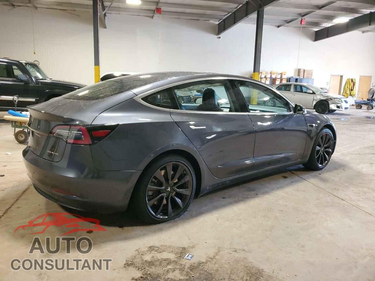 TESLA MODEL 3 2018 - 5YJ3E1EBXJF069148