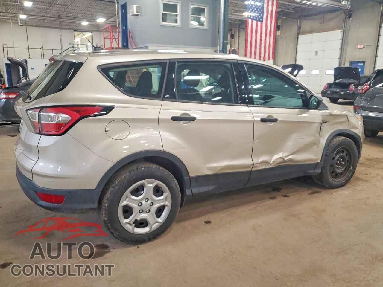 FORD ESCAPE 2017 - 1FMCU0F76HUD56734