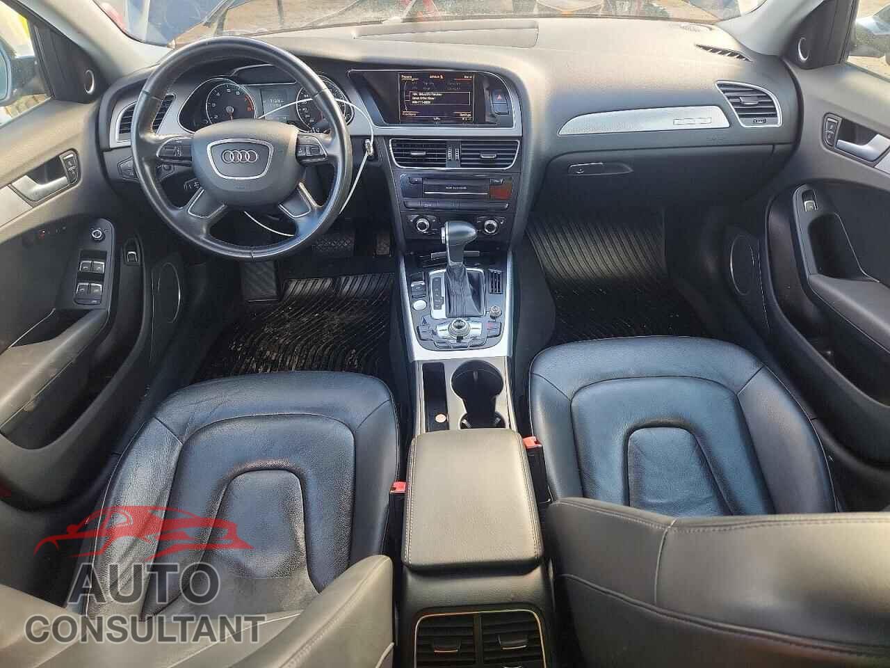 AUDI A4 2013 - WAUFFAFL2DA144419