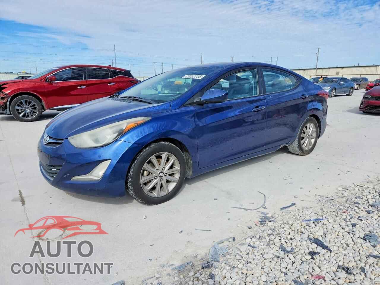 HYUNDAI ELANTRA 2015 - 5NPDH4AE2FH558794