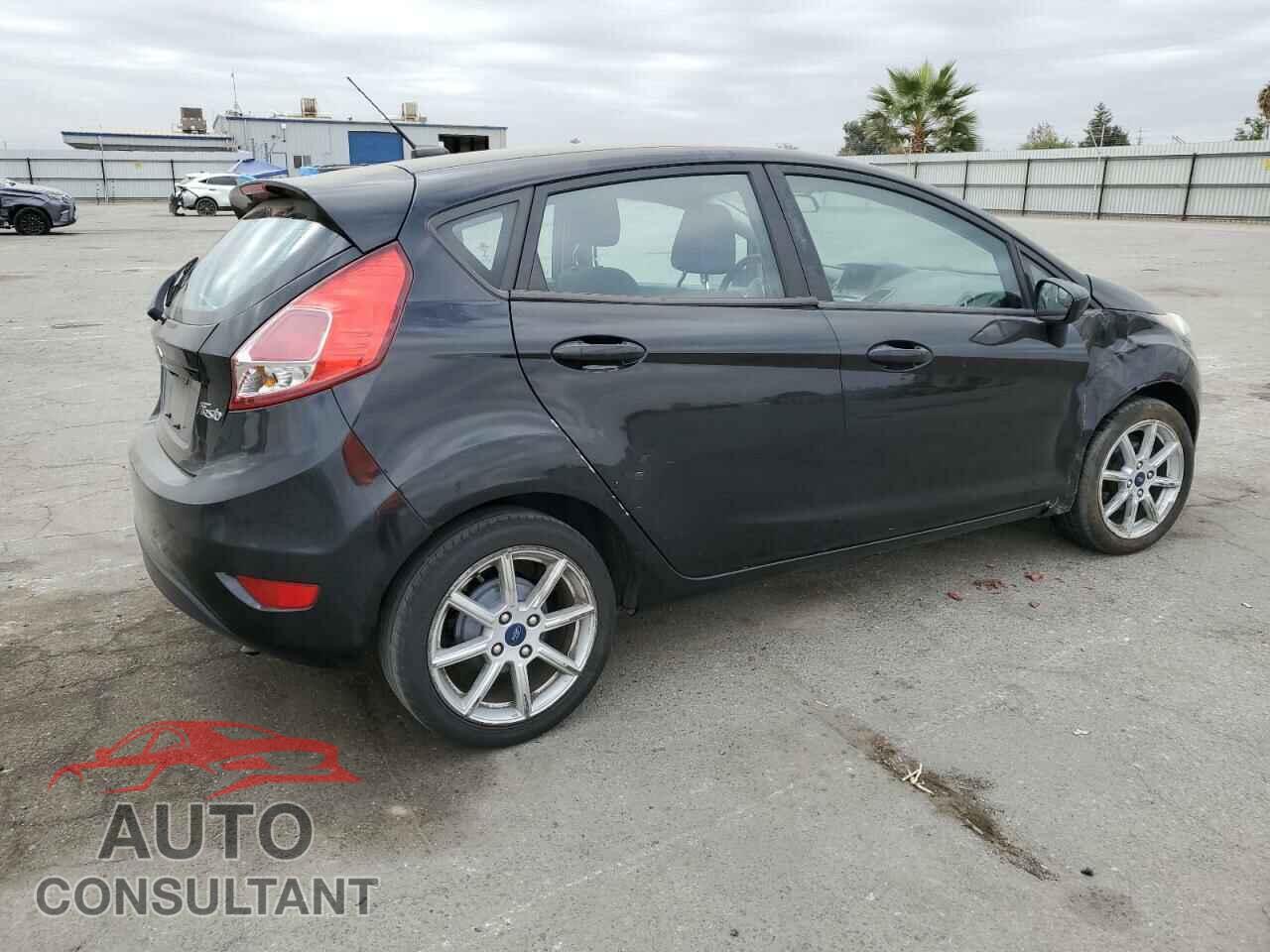 FORD FIESTA 2019 - 3FADP4EJ4KM131136