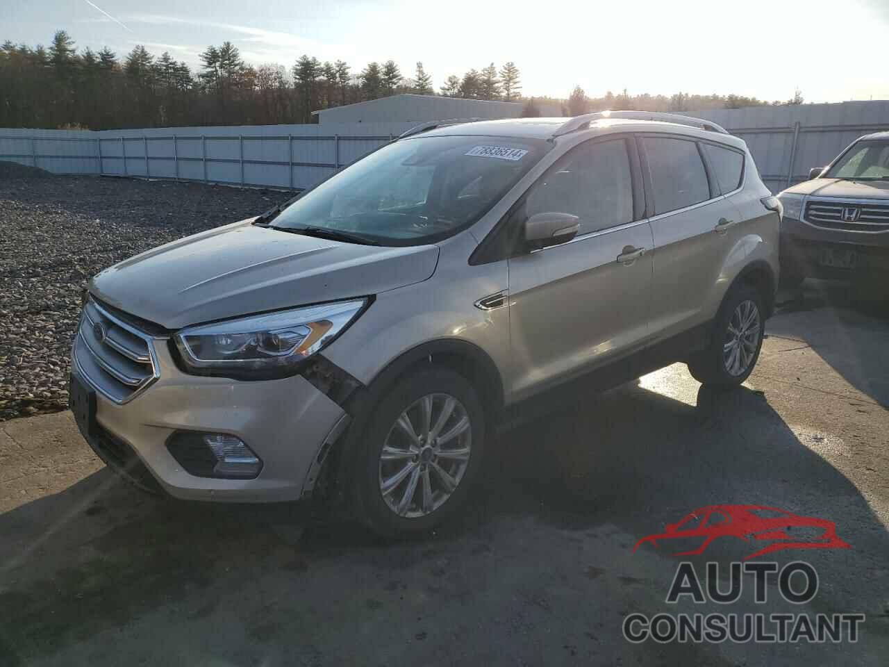 FORD ESCAPE 2017 - 1FMCU9J94HUE61527