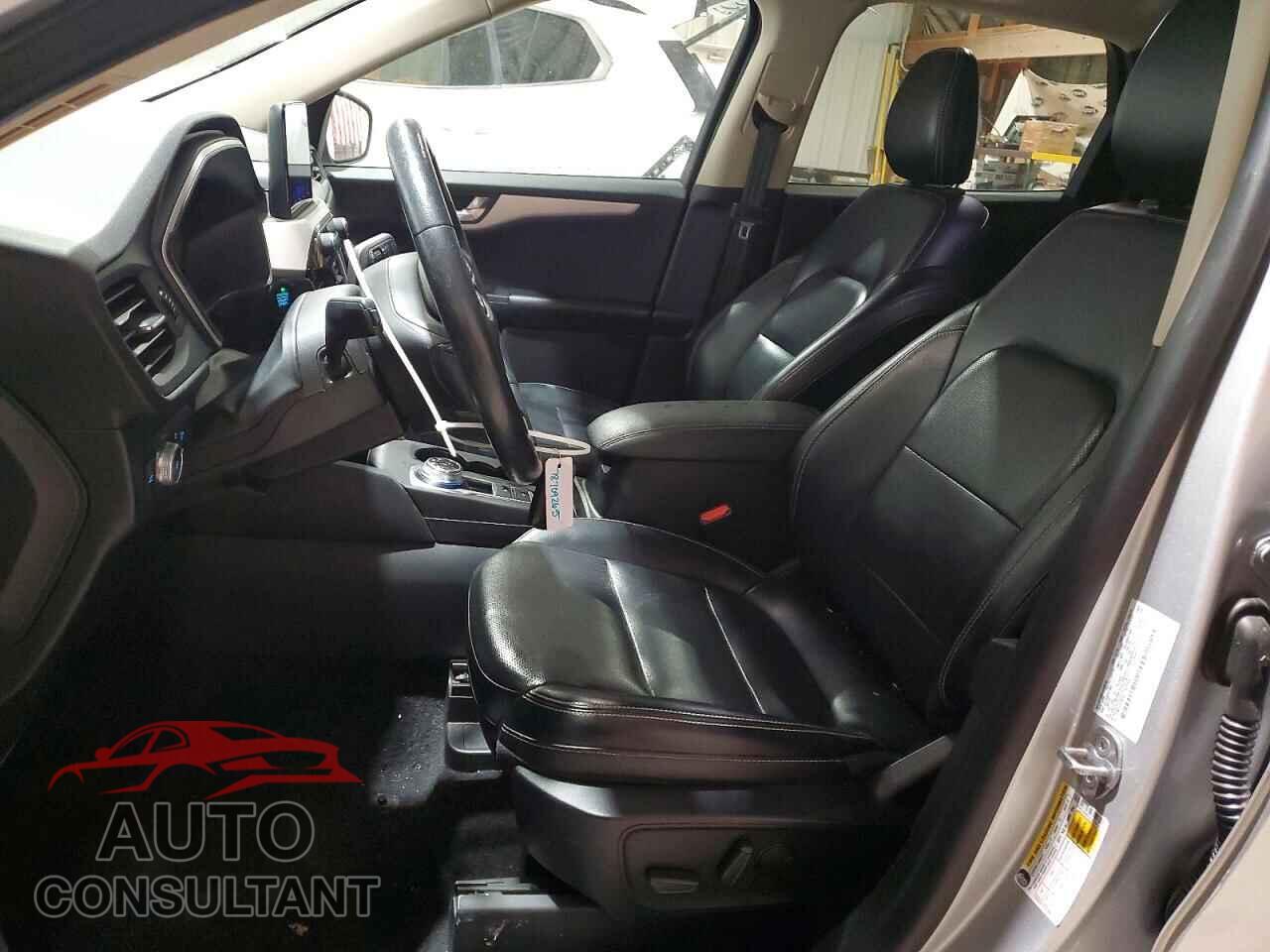 FORD ESCAPE 2020 - 1FMCU0H65LUA59208