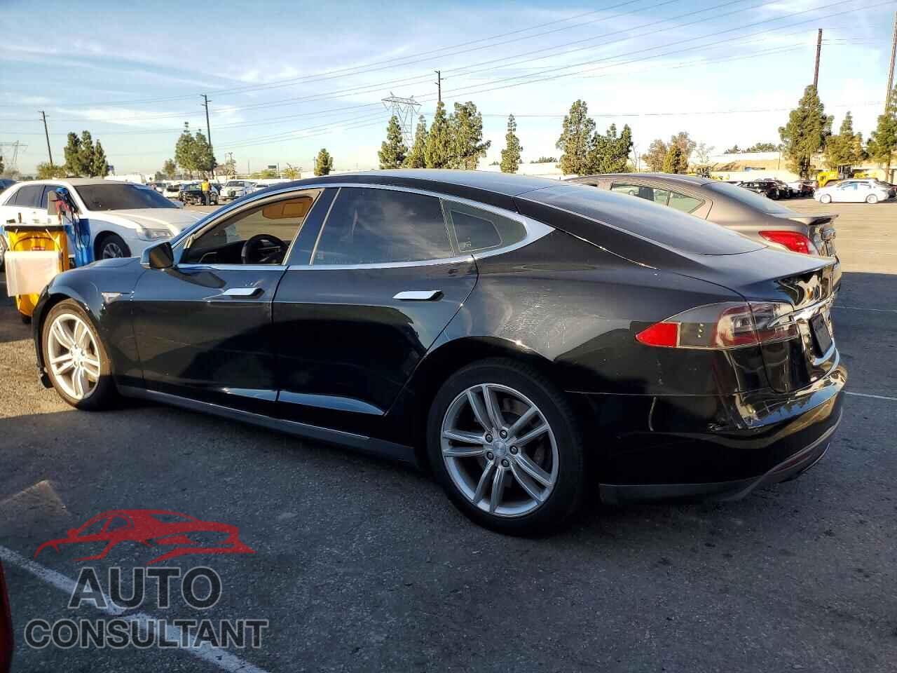 TESLA MODEL S 2015 - 5YJSA1S21FF084995