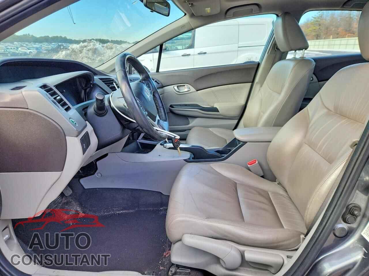 HONDA CIVIC 2012 - 2HGFB2F98CH307651