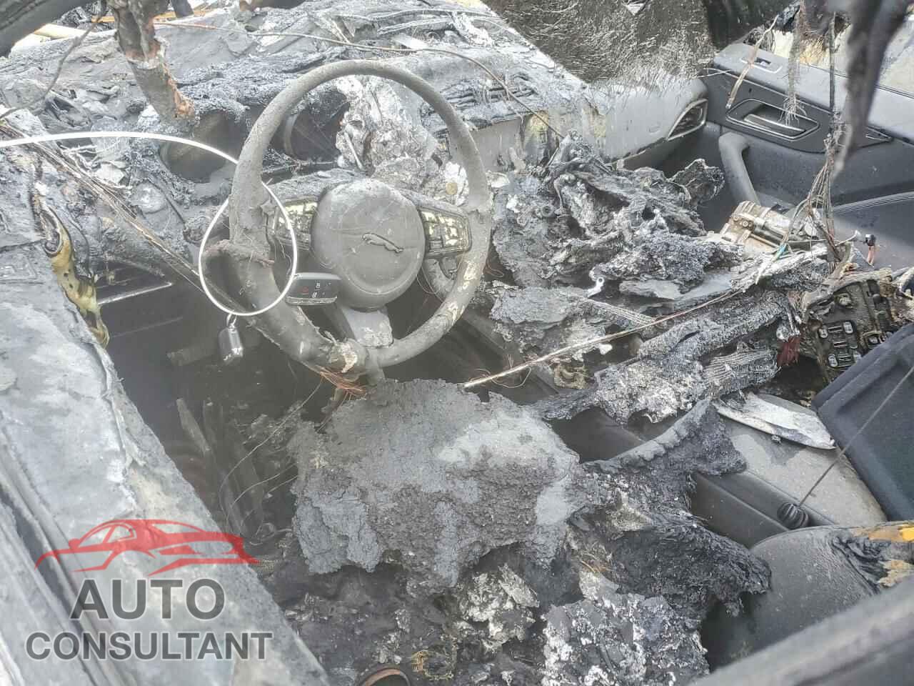 JAGUAR F-PACE 2017 - SADCJ2BV8HA889655