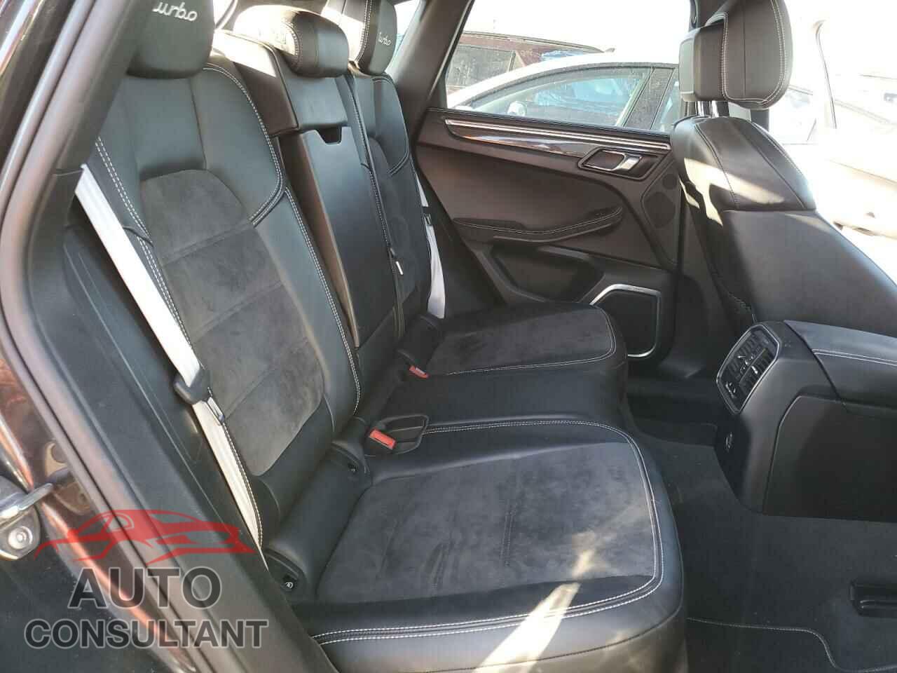 PORSCHE MACAN 2018 - WP1AF2A55JLB70507