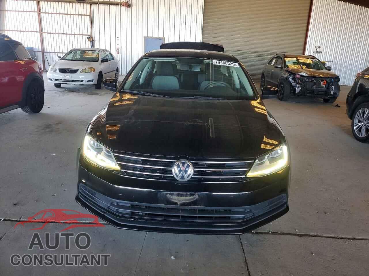 VOLKSWAGEN JETTA 2017 - 3VW2B7AJXHM286268