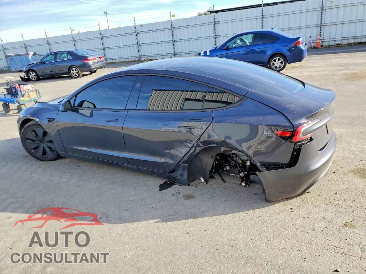 TESLA MODEL 3 2025 - 5YJ3E1EA4SF991309