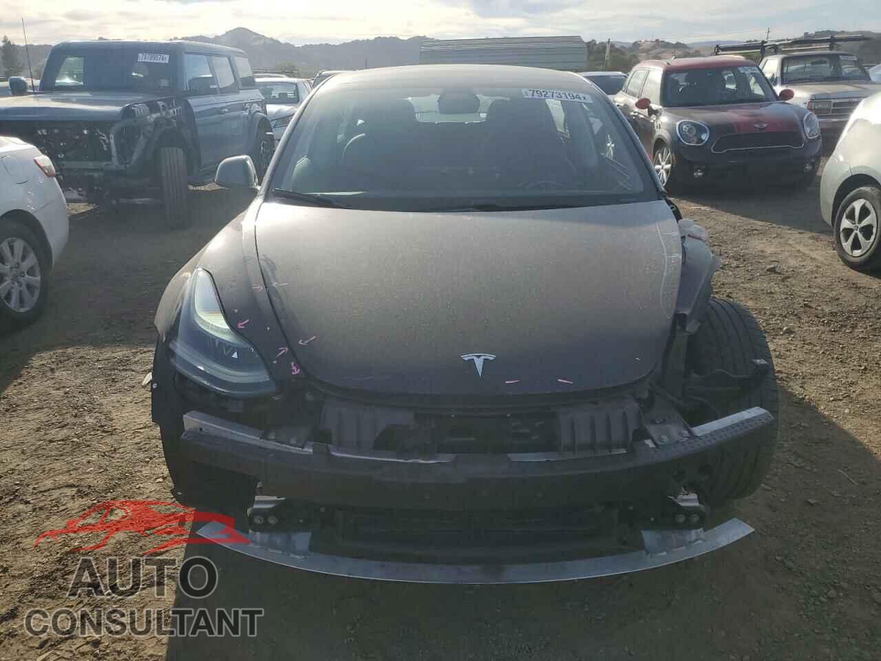 TESLA MODEL 3 2021 - 5YJ3E1EA4MF054110
