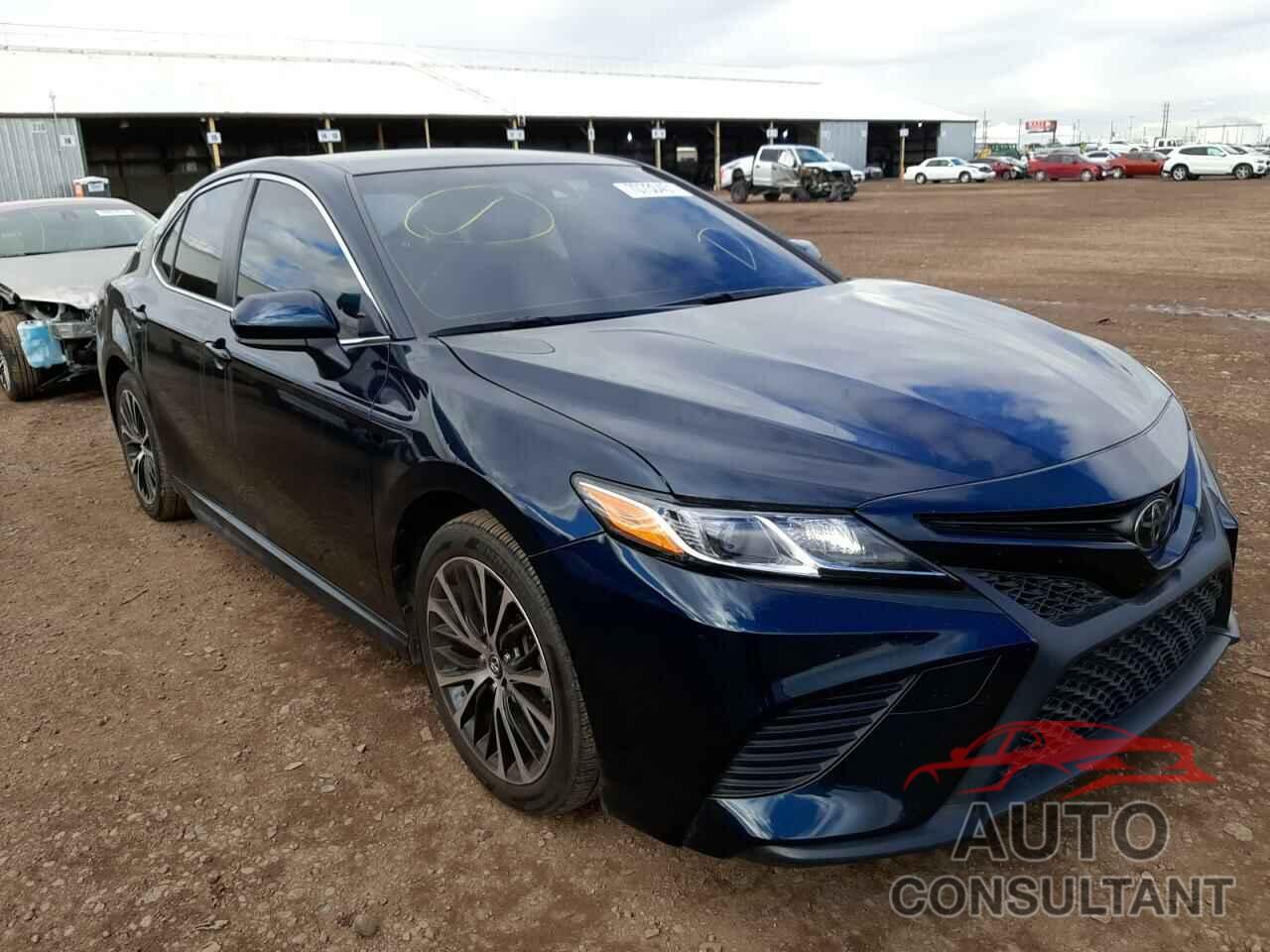 TOYOTA CAMRY 2018 - JTNB11HK2J3011045