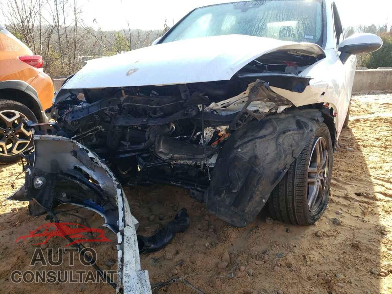PORSCHE CAYENNE 2016 - WP1AA2A21GKA09753