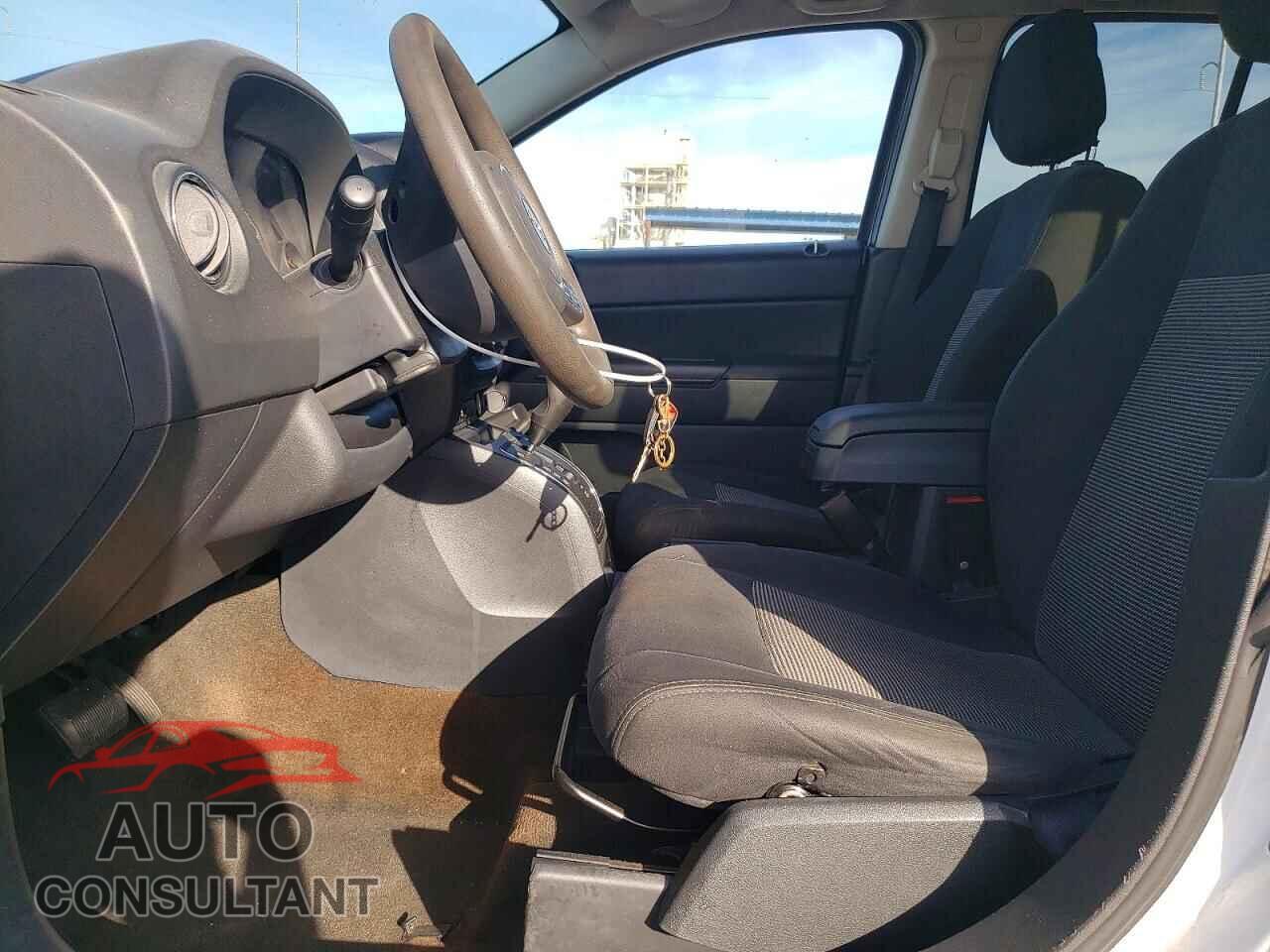 JEEP COMPASS 2014 - 1C4NJCBAXED829572