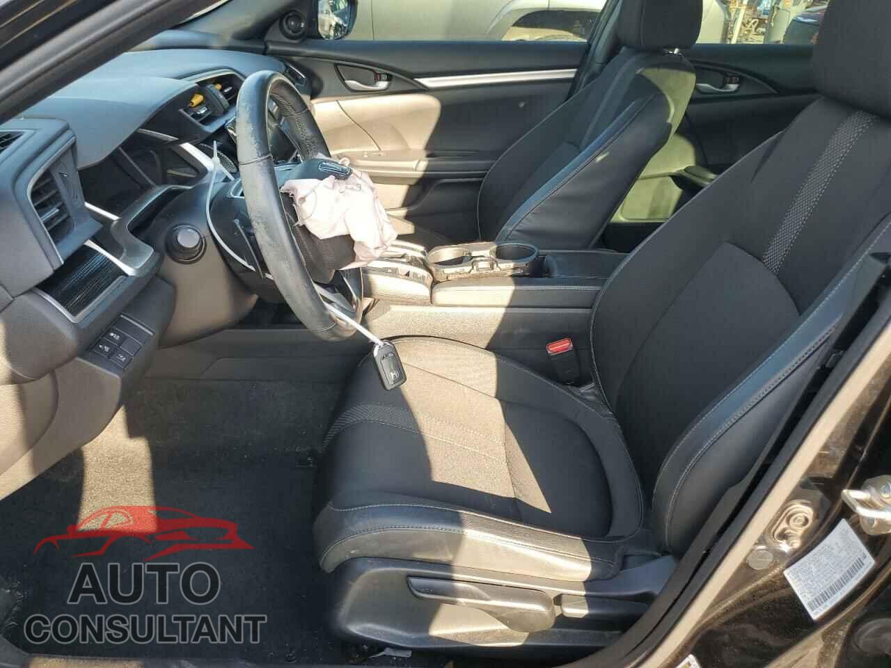 HONDA CIVIC 2019 - 2HGFC2F85KH605514