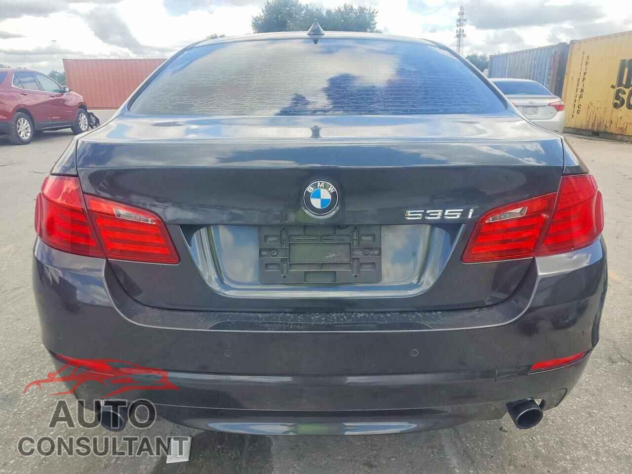 BMW 5 SERIES 2012 - WBAFR7C5XCC810252