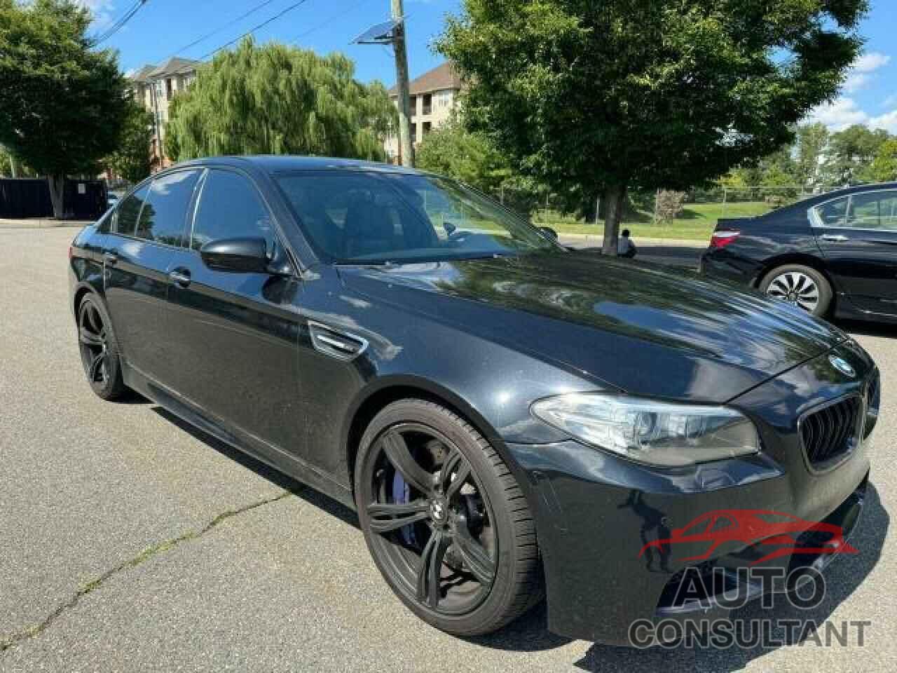 BMW M5 2015 - WBSFV9C56FD595096