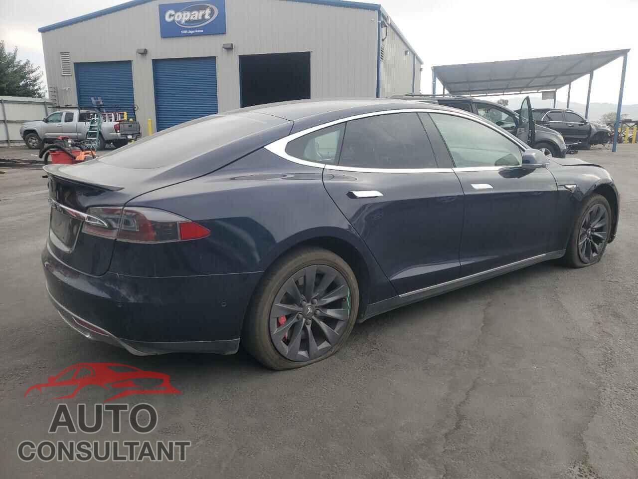 TESLA MODEL S 2014 - 5YJSA1H18EFP52207