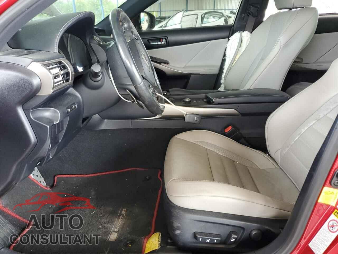 LEXUS IS 2015 - JTHBF1D20F5044082