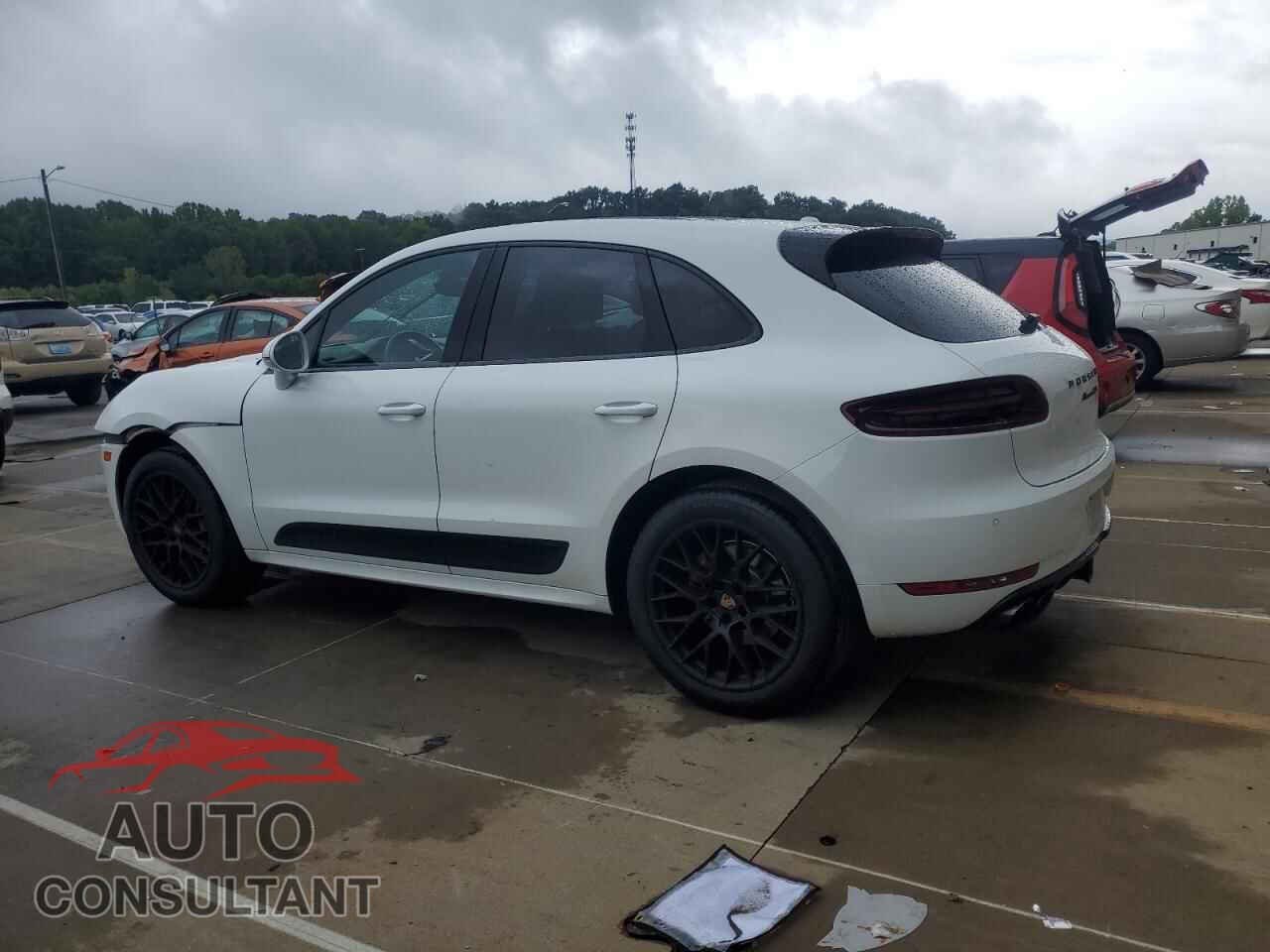 PORSCHE MACAN 2017 - WP1AG2A55HLB55173