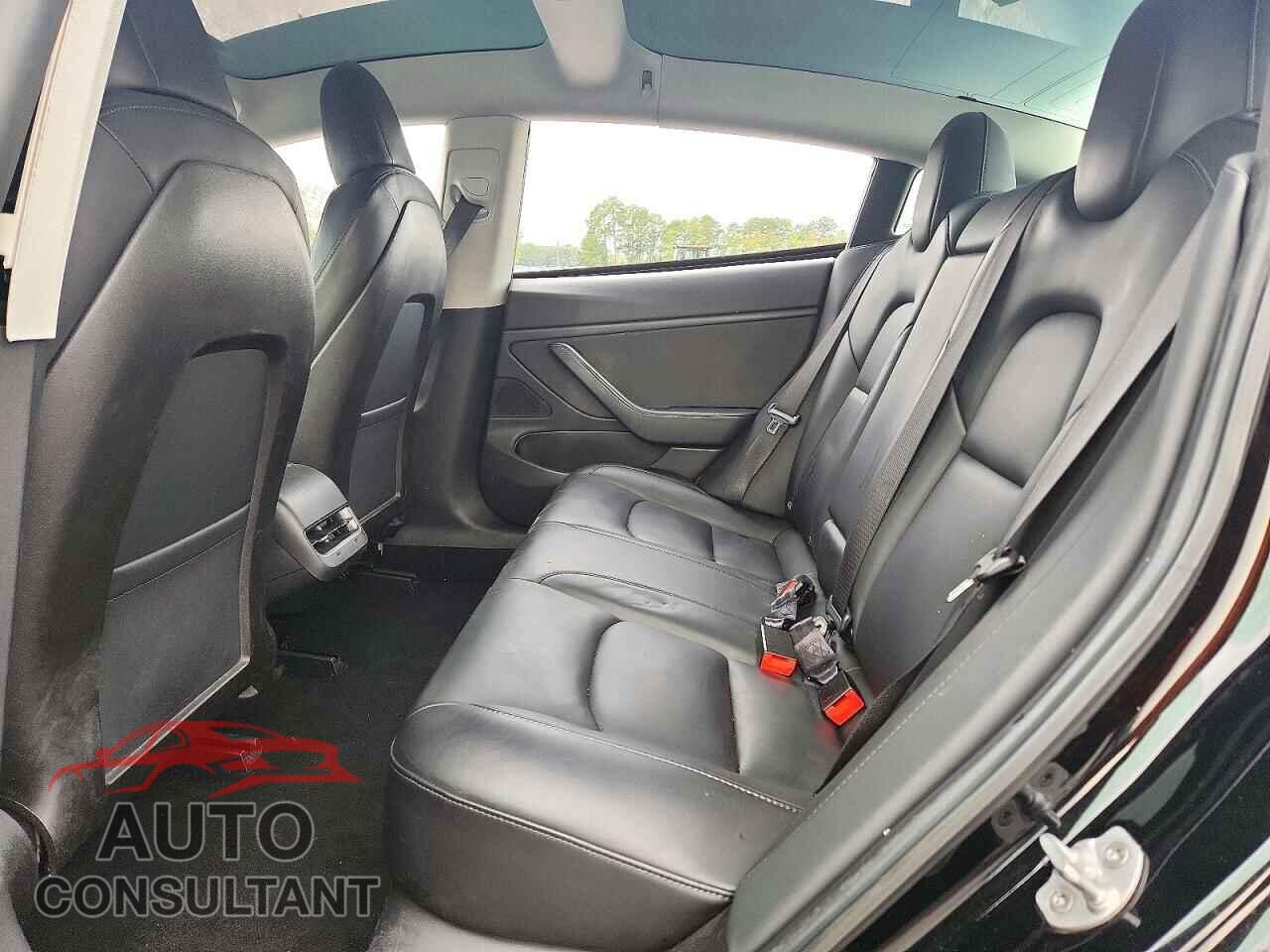 TESLA MODEL 3 2019 - 5YJ3E1EA3KF307124