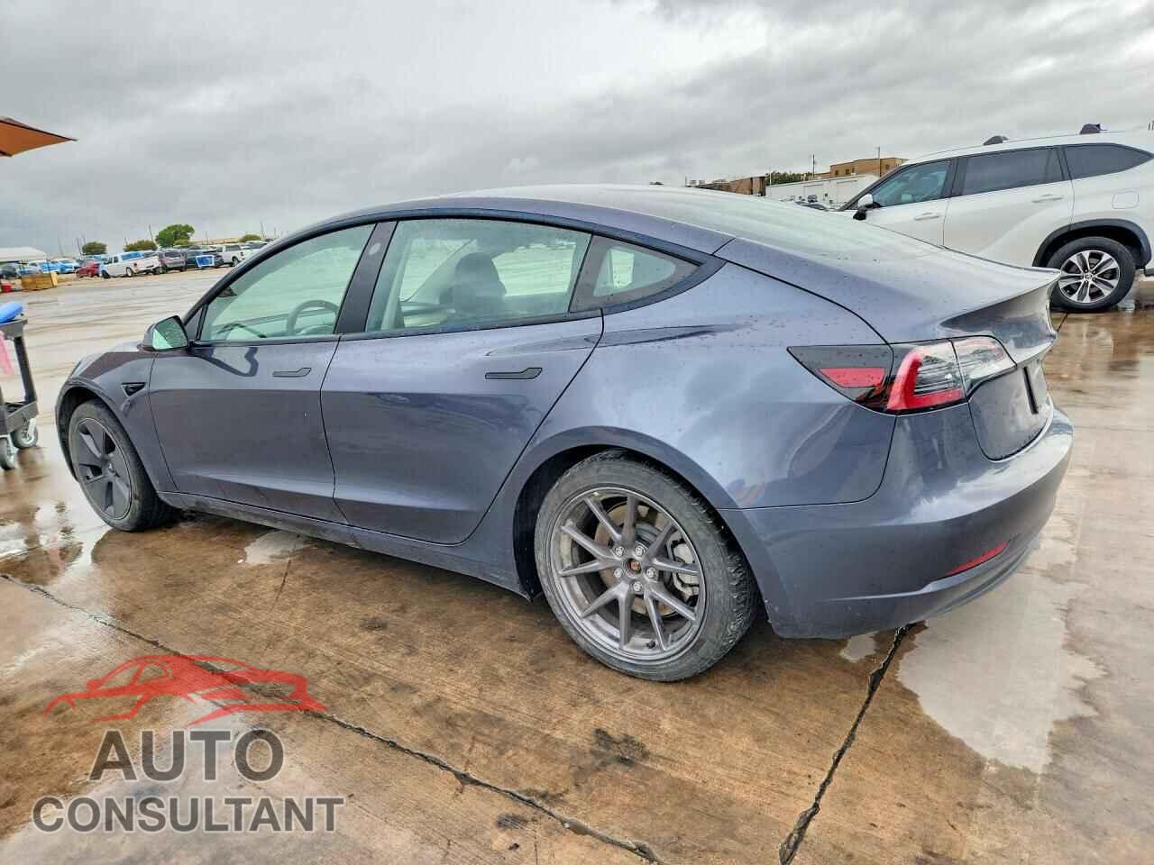 TESLA MODEL 3 2023 - 5YJ3E1EA0PF457229
