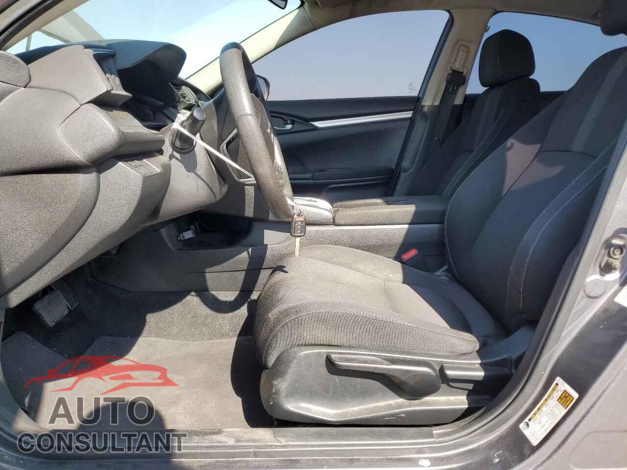 HONDA CIVIC 2019 - 2HGFC2F66KH558461