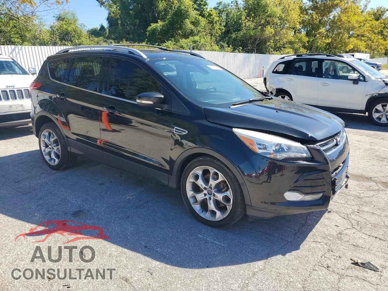 FORD ESCAPE 2013 - 1FMCU9J91DUD65543