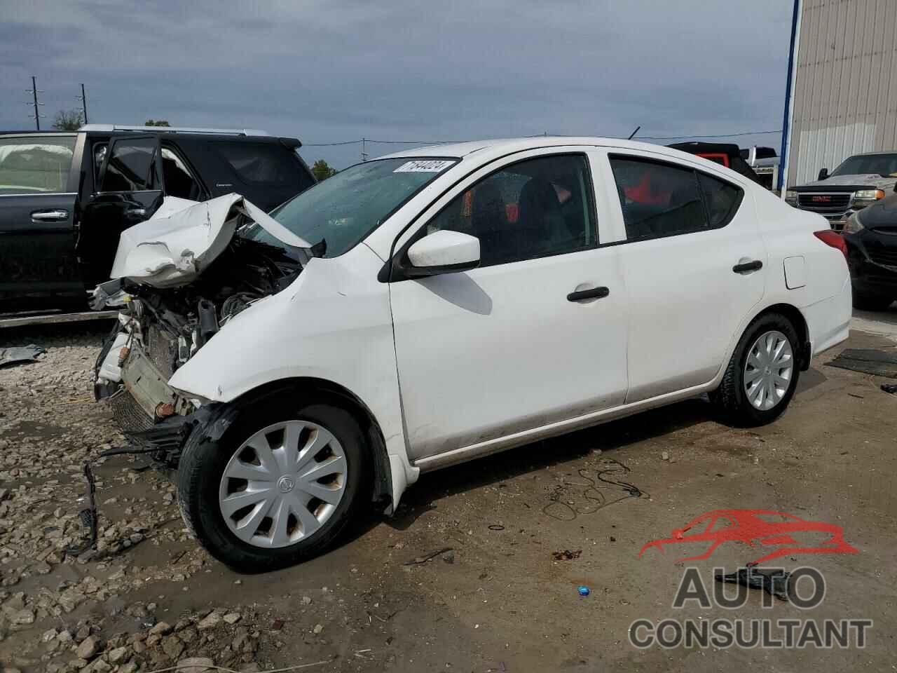 NISSAN VERSA 2017 - 3N1CN7AP2HL857201