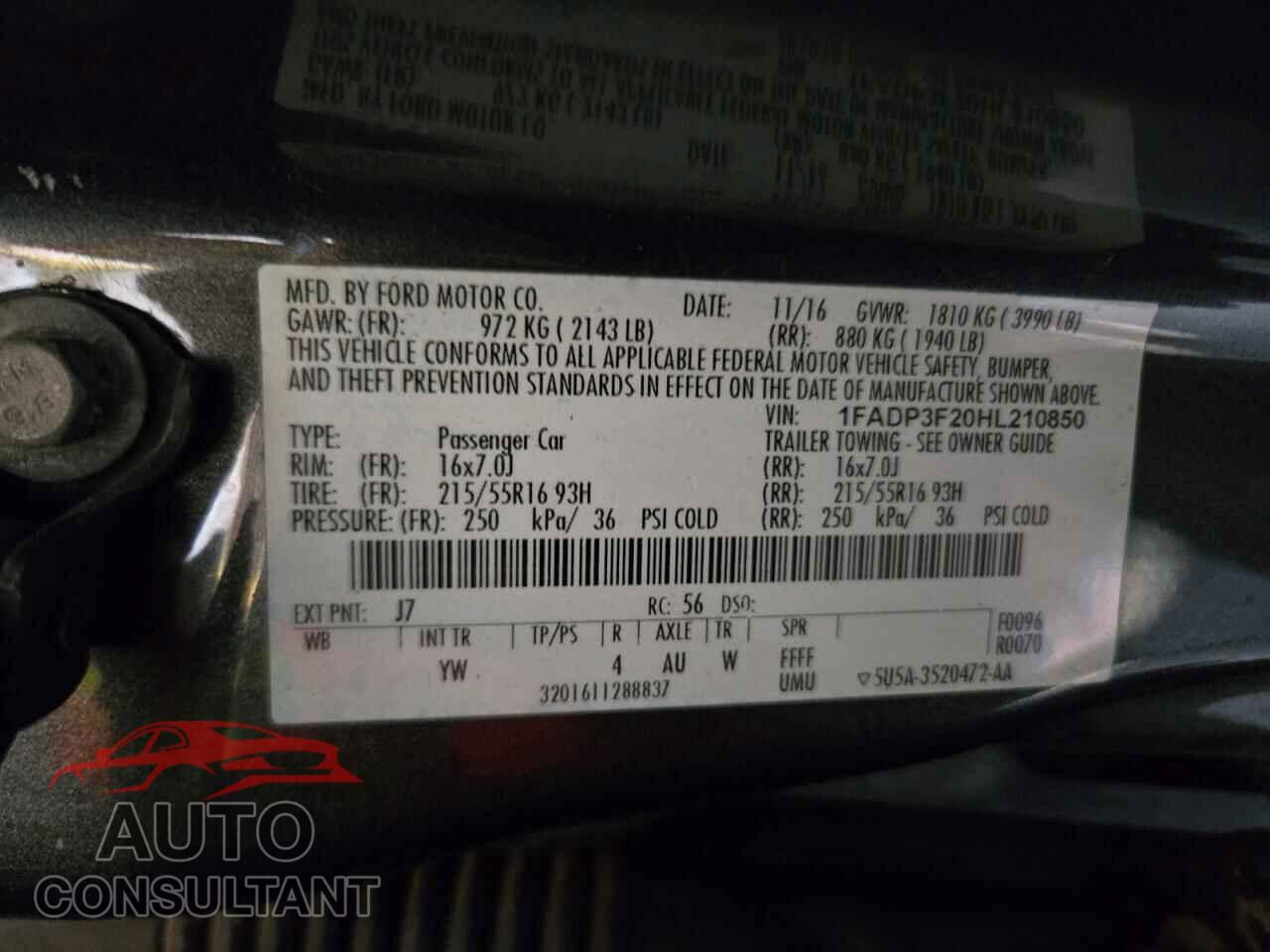 FORD FOCUS 2017 - 1FADP3F20HL210850