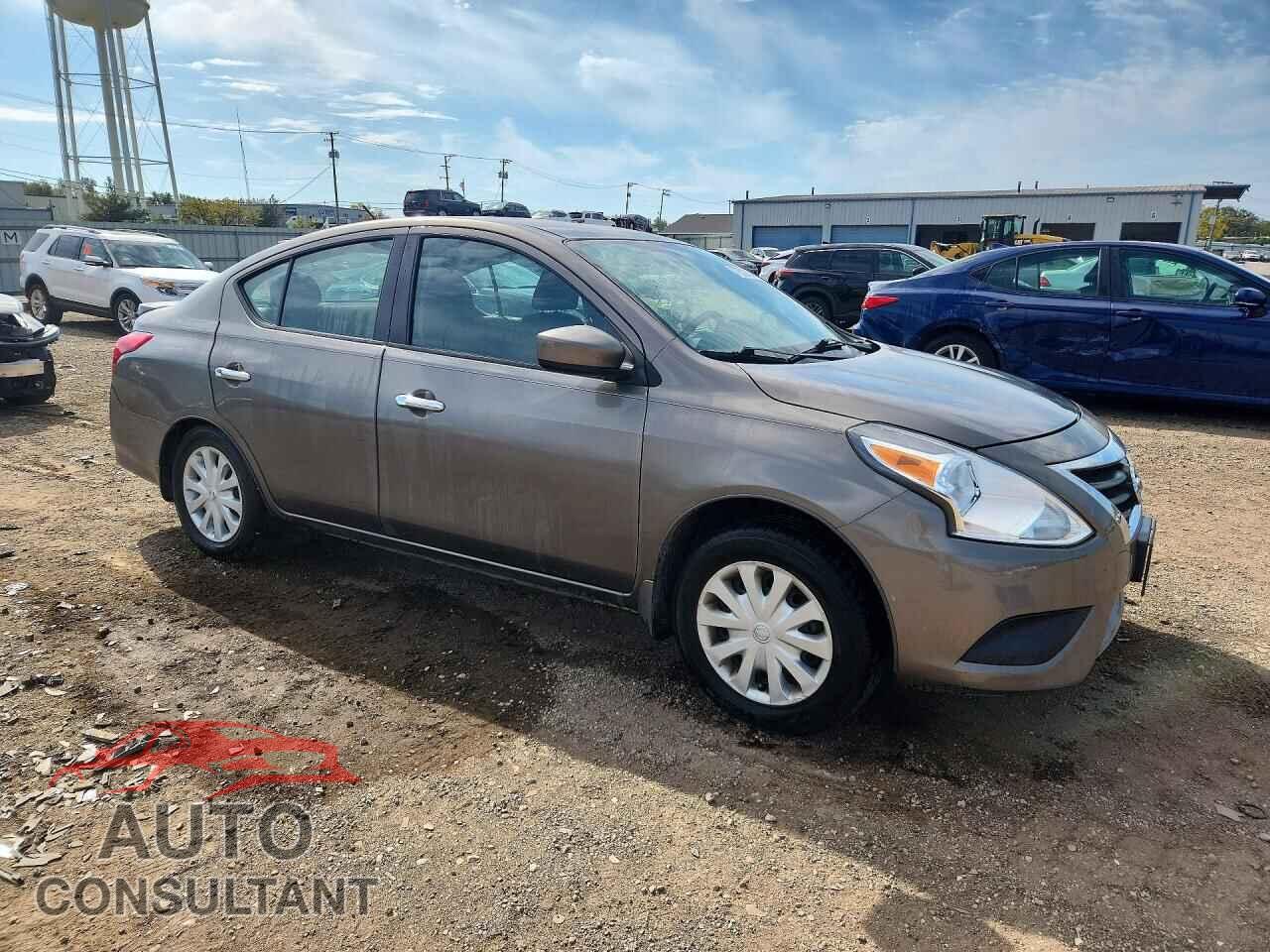 NISSAN VERSA 2017 - 3N1CN7AP1HL854516