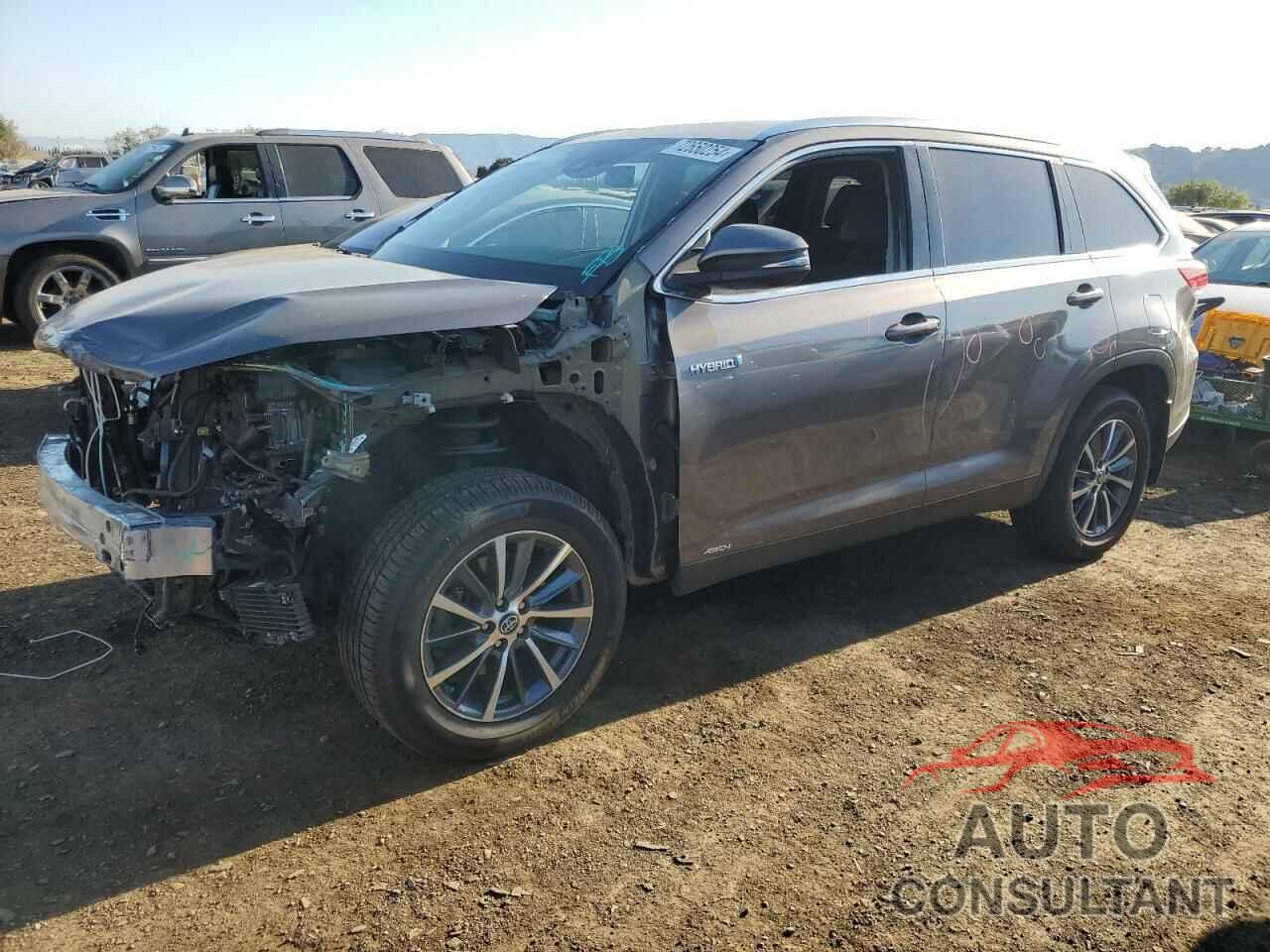 TOYOTA HIGHLANDER 2019 - 5TDJGRFH9KS052633