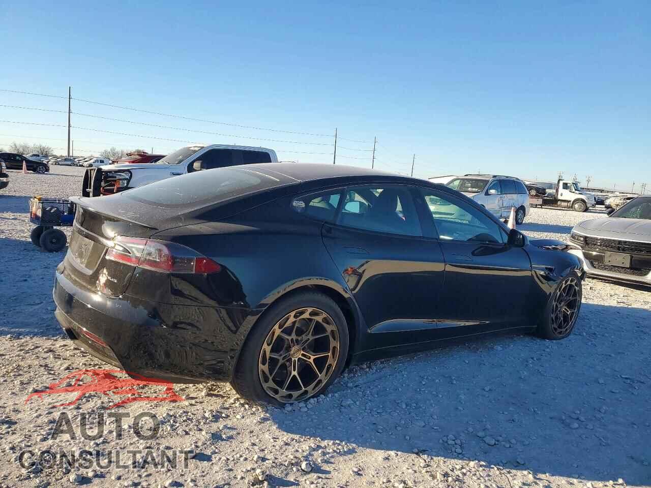 TESLA MODEL S 2021 - 5YJSA1E63MF447132