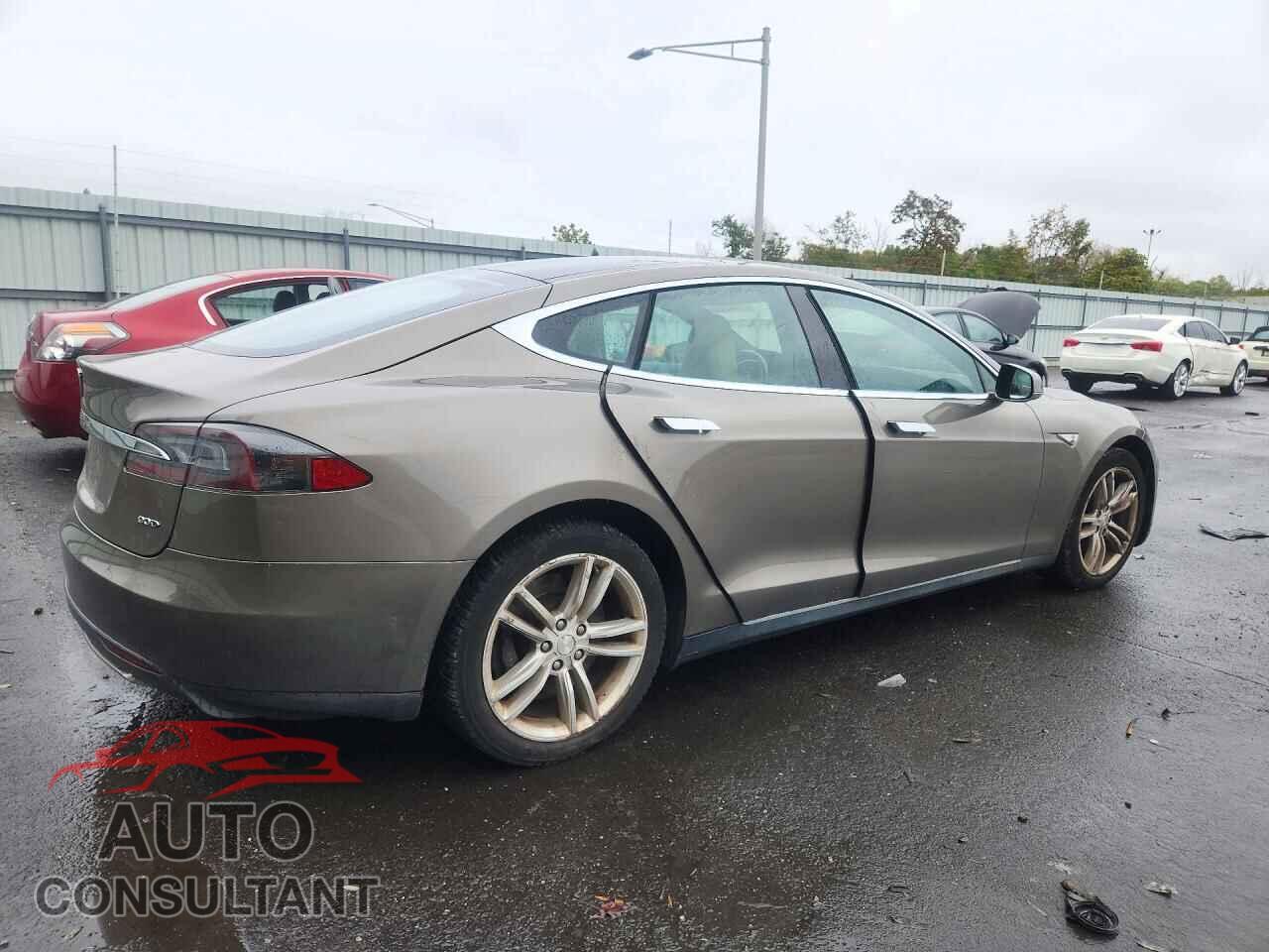 TESLA MODEL S 2015 - 5YJSA1V27FF097407