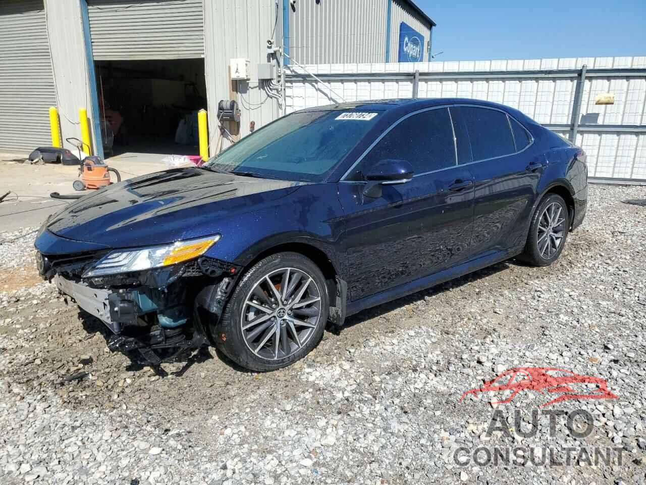 TOYOTA CAMRY 2021 - 4T1F11BK4MU027935