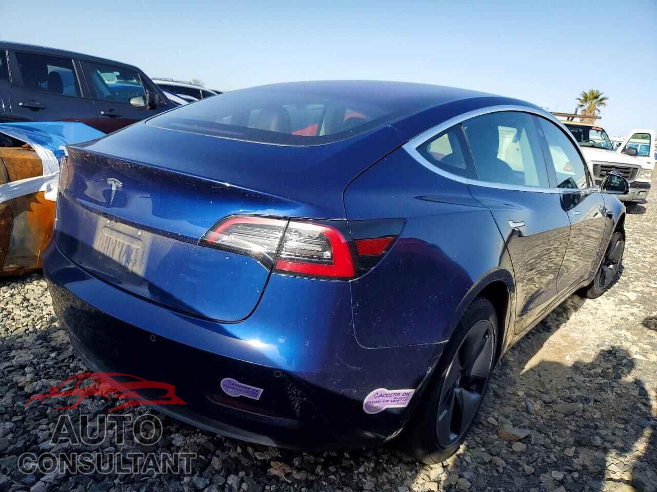 TESLA MODEL 3 2018 - 5YJ3E1EA9JF160760
