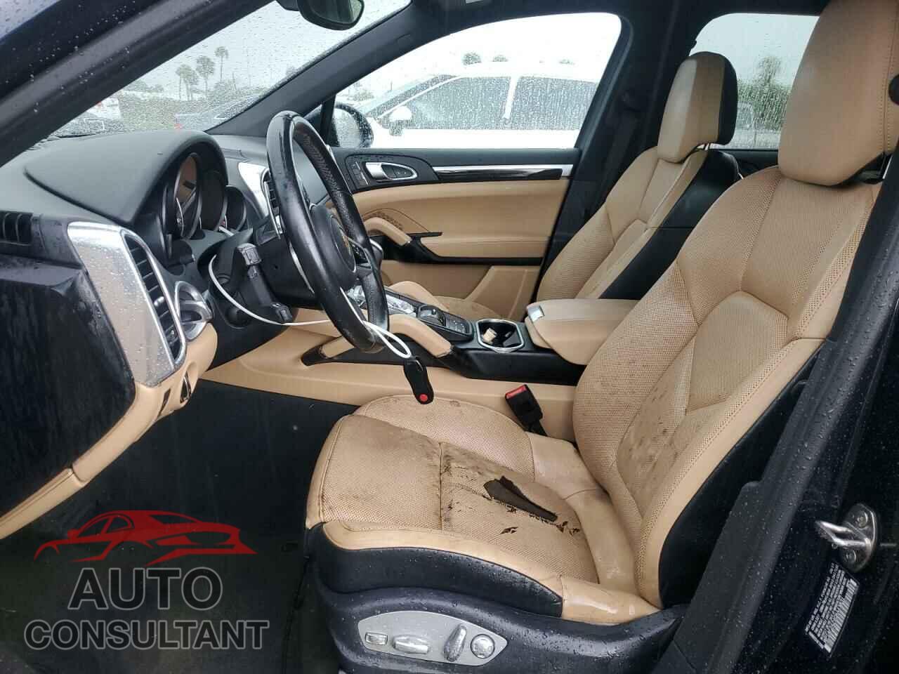 PORSCHE CAYENNE 2016 - WP1AF2A29GKA43831