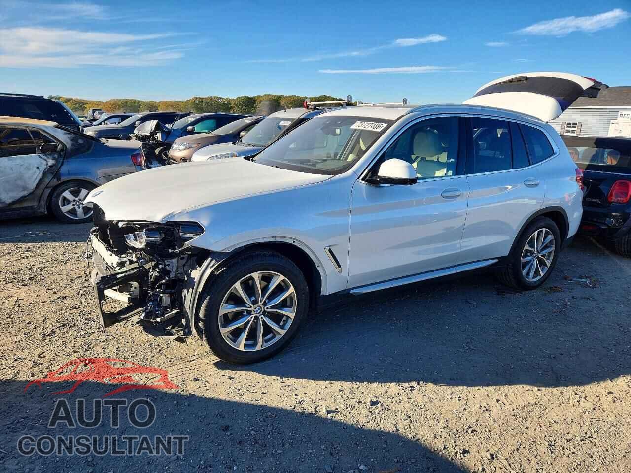 BMW X3 2018 - 5UXTR9C52JLD74416