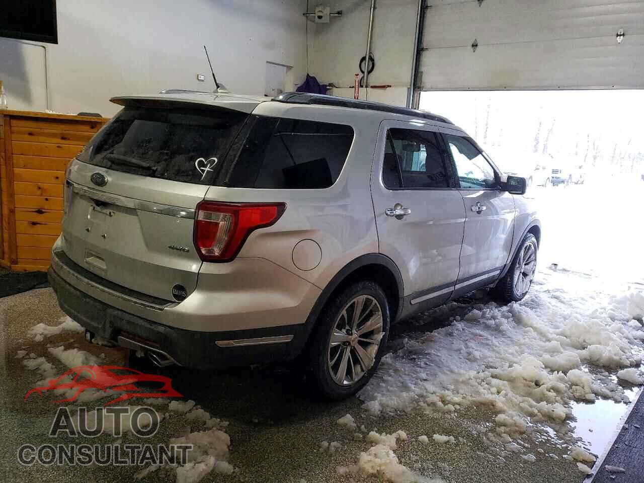 FORD EXPLORER 2018 - 1FM5K8F85JGB32915