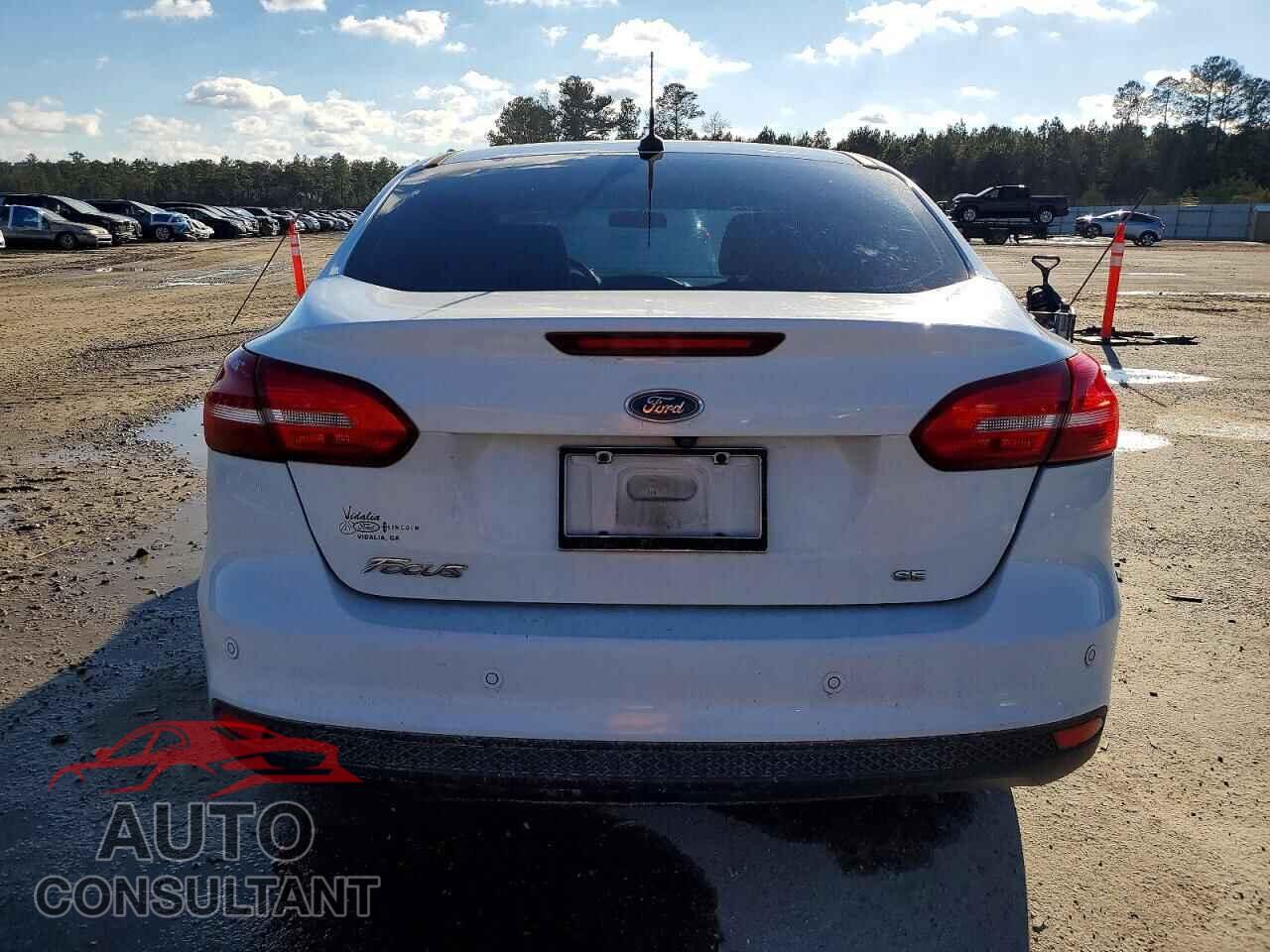 FORD FOCUS 2016 - 1FADP3F21GL299729