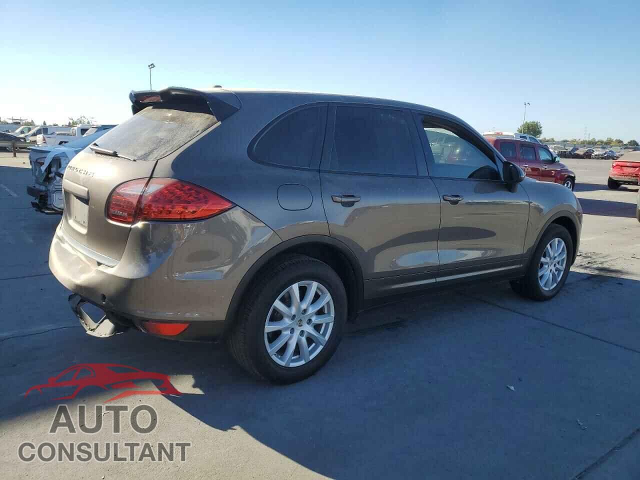 PORSCHE CAYENNE 2012 - WP1AA2A25CLA01059
