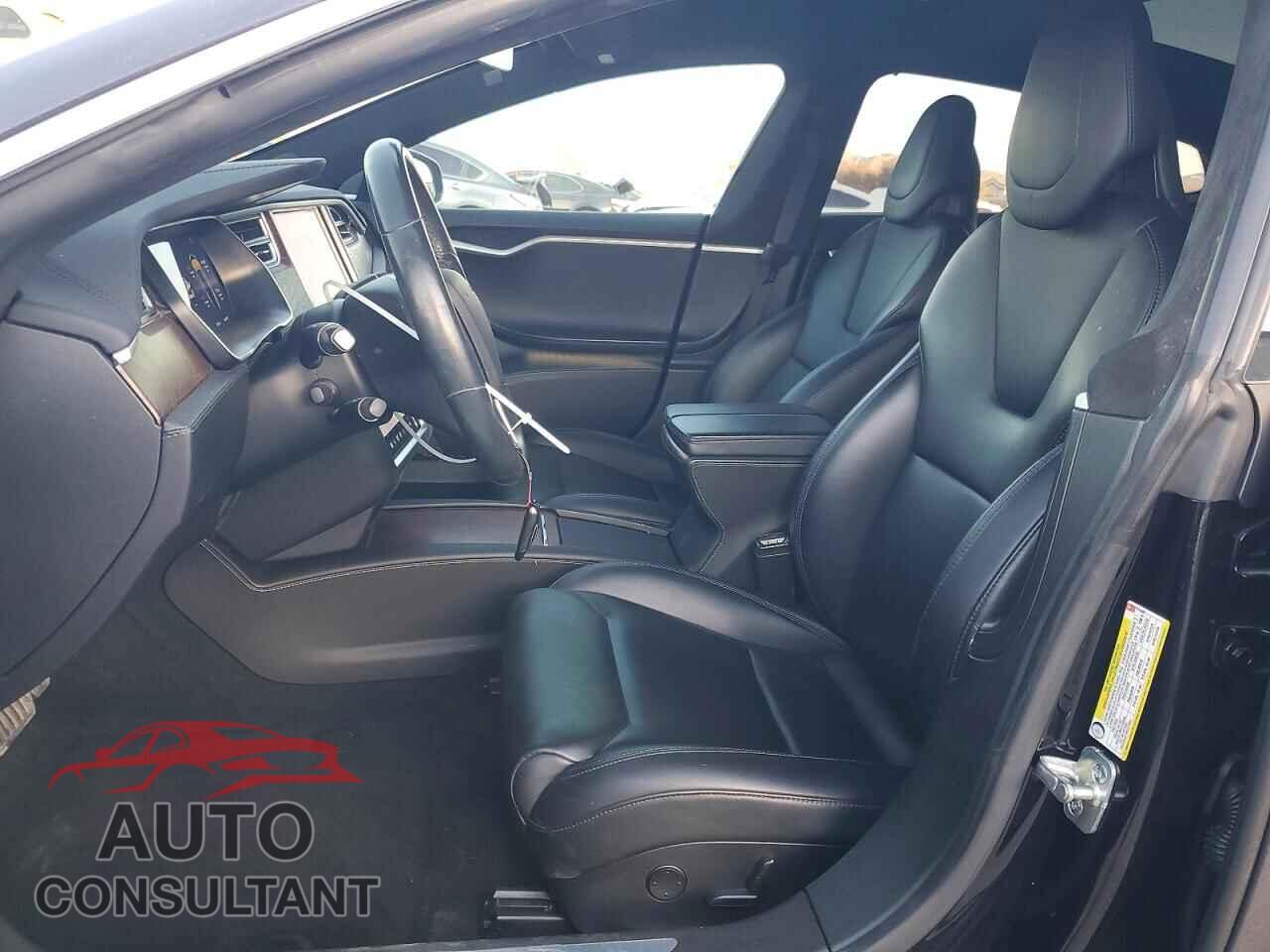TESLA MODEL S 2017 - 5YJSA1E12HF215499