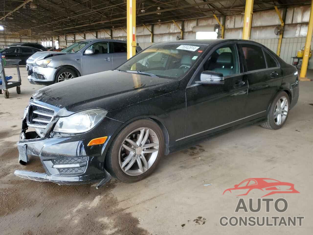 MERCEDES-BENZ C-CLASS 2013 - WDDGF4HB9DA786039