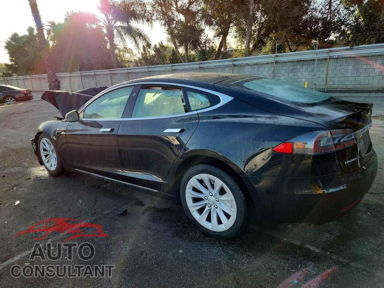 TESLA MODEL S 2017 - 5YJSA1E28HF198667