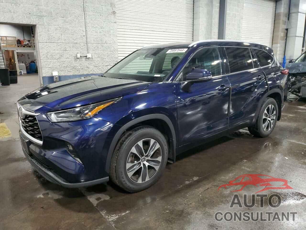 TOYOTA HIGHLANDER 2022 - 5TDGZRBH4NS586282