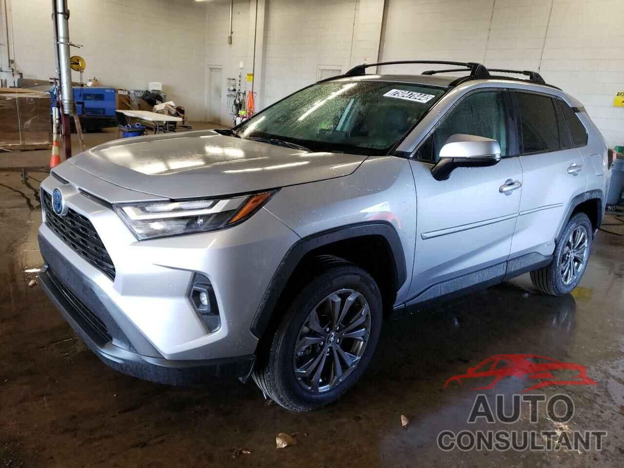 TOYOTA RAV4 2024 - 2T3B6RFV2RW067061
