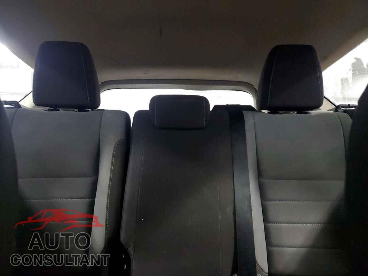 FORD ESCAPE 2017 - 1FMCU0F70HUC66866
