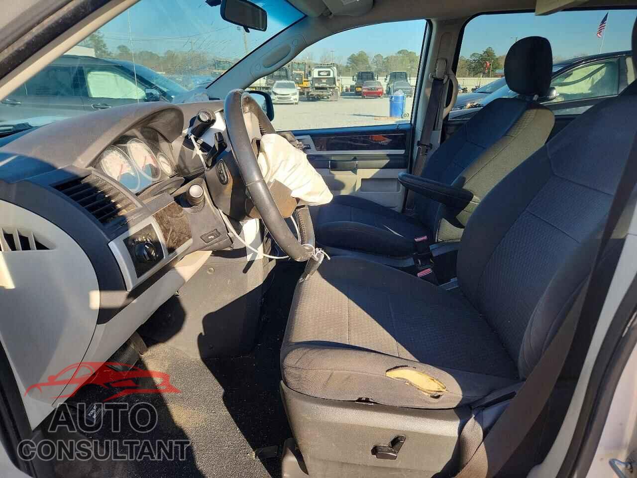 DODGE CARAVAN 2010 - 2D4RN5D17AR196893