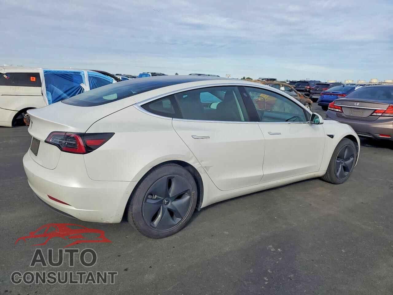 TESLA MODEL 3 2020 - 5YJ3E1EA4LF807553